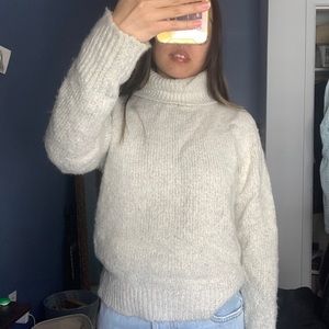 Brandy Melville gray turtle neck